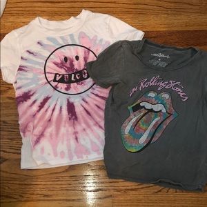2 pack of two colorful t-shirts!